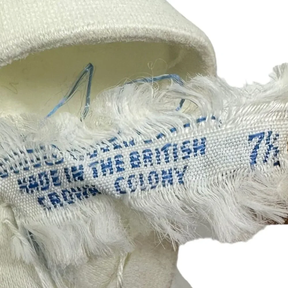 Vintage‎ Embroidered Cotton Gloves 13″ - Size 7½ Made in British Crown Colony